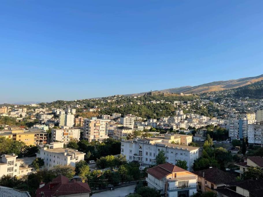 Jonas Appartamento Gjirokastër